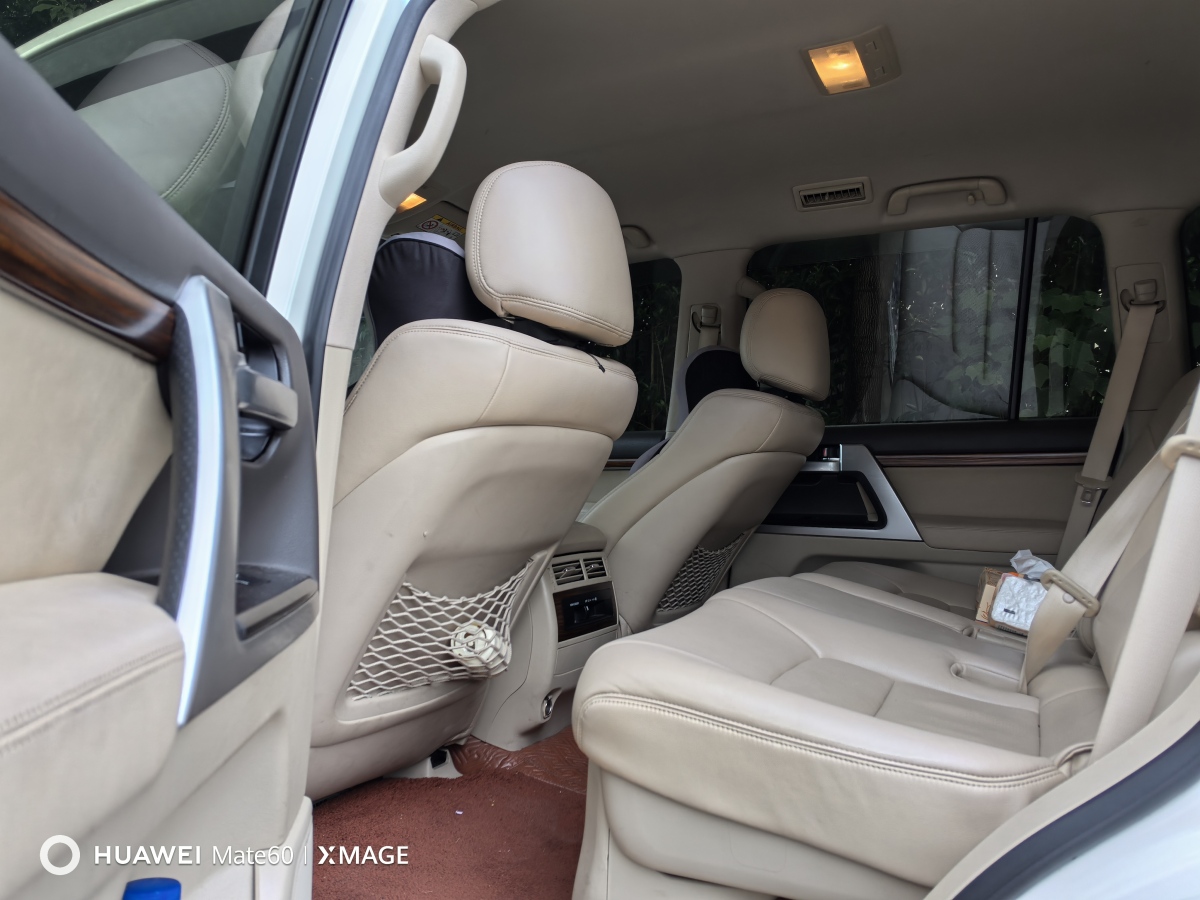 豐田 蘭德酷路澤  2018款 5.7L VX-R 12氣 底升(中東版)圖片