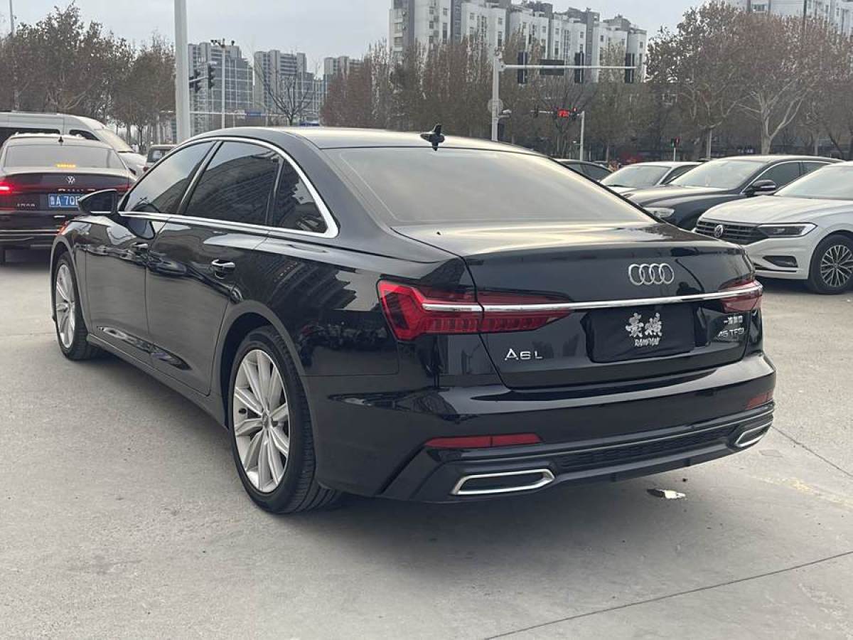 奧迪 奧迪A6L  2021款 45 TFSI 臻選動(dòng)感型圖片