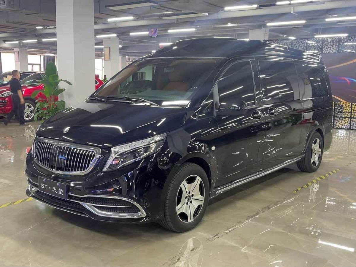 奔馳 威霆  2023款 2.0T 精英版 8座圖片