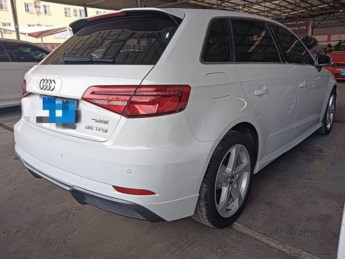 奧迪 奧迪A3  2019款 Sportback 35 TFSI 運(yùn)動(dòng)型 國(guó)V圖片