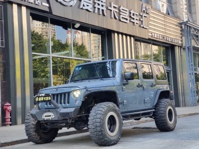 2015年7月 Jeep 牧马人(进口) 3.0L Sahara 四门舒享版图片