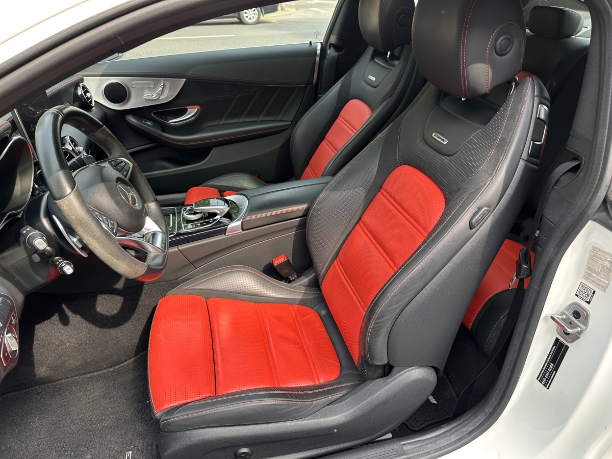 奔馳 奔馳C級(jí)AMG  2019款 AMG C 63 轎跑車圖片
