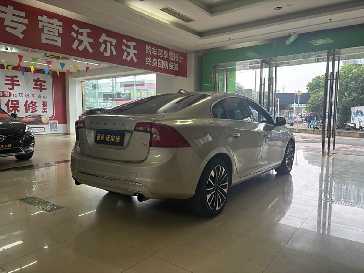 沃爾沃 S60  2017款 L 2.0T T4 智遠(yuǎn)版圖片