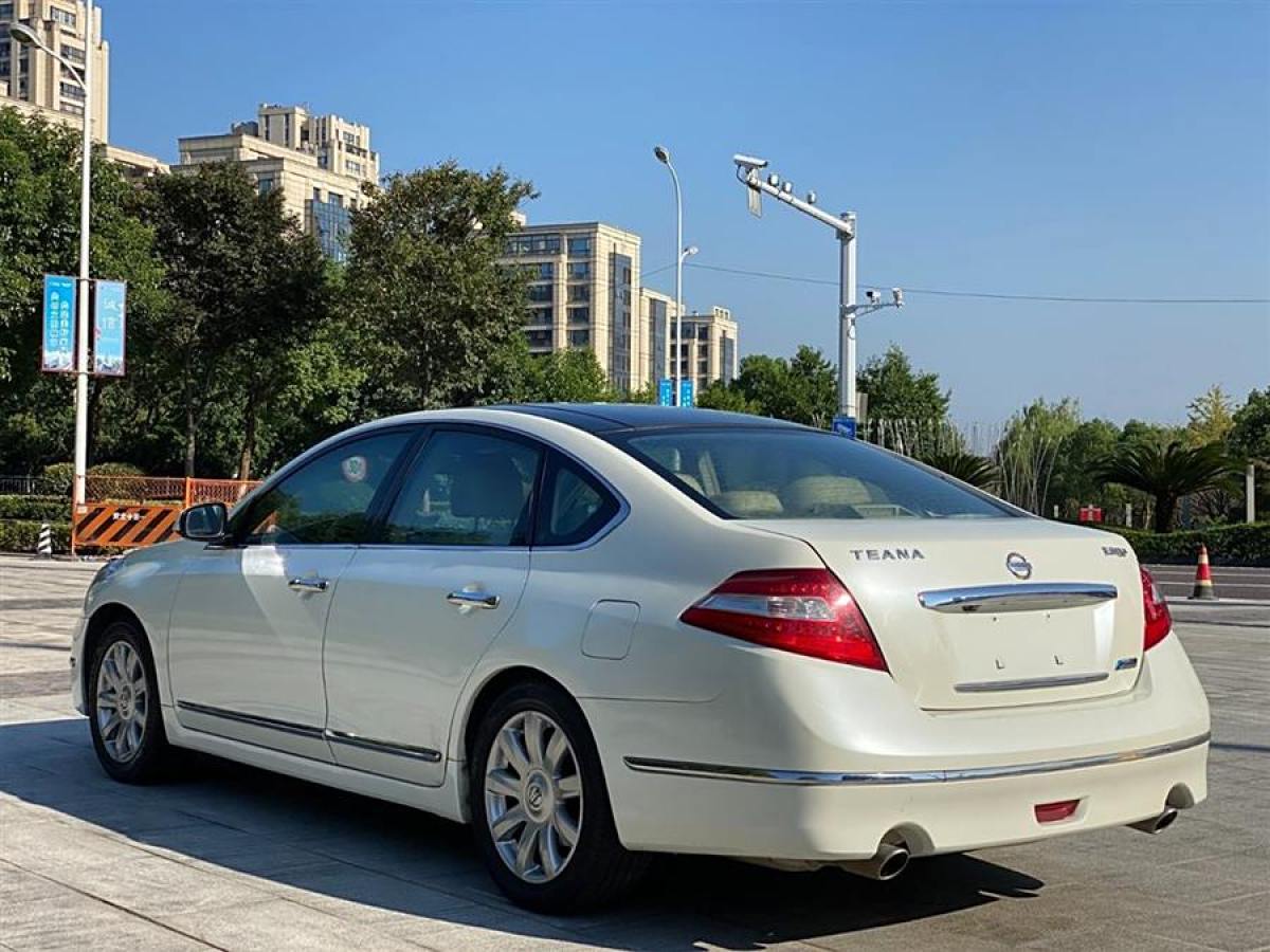 日產(chǎn) 天籟  2008款 公爵 2.5L XV尊雅版圖片