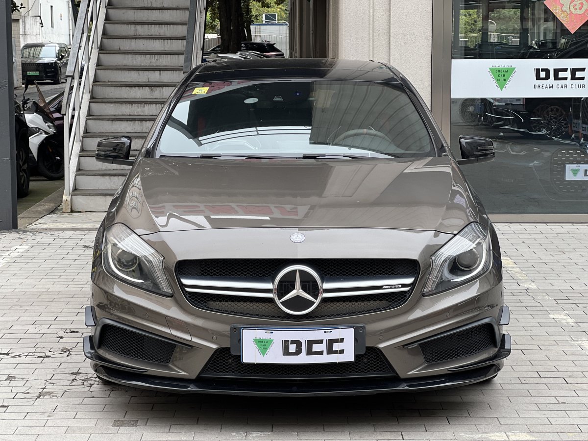 2015年9月奔馳 奔馳A級AMG  2014款 AMG A 45 4MATIC