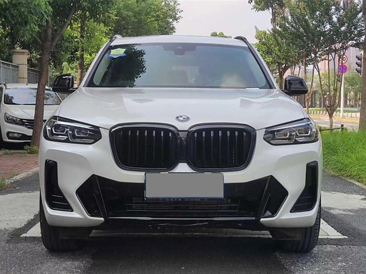 寶馬 寶馬X3  2022款 xDrive30i 領(lǐng)先型 M曜夜套裝圖片