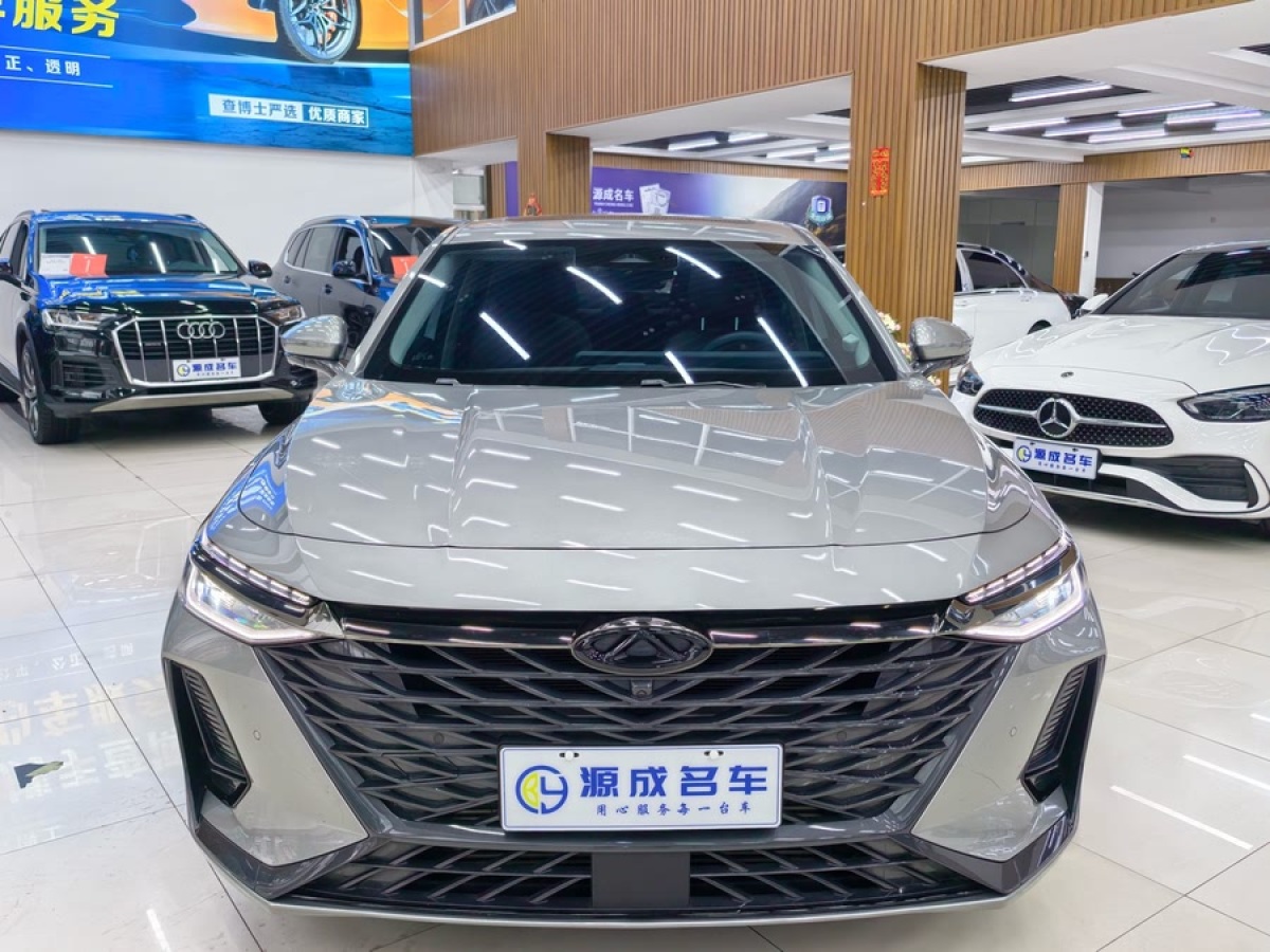 奇瑞 艾瑞澤8  2023款 高能版 2.0T DCT御圖片