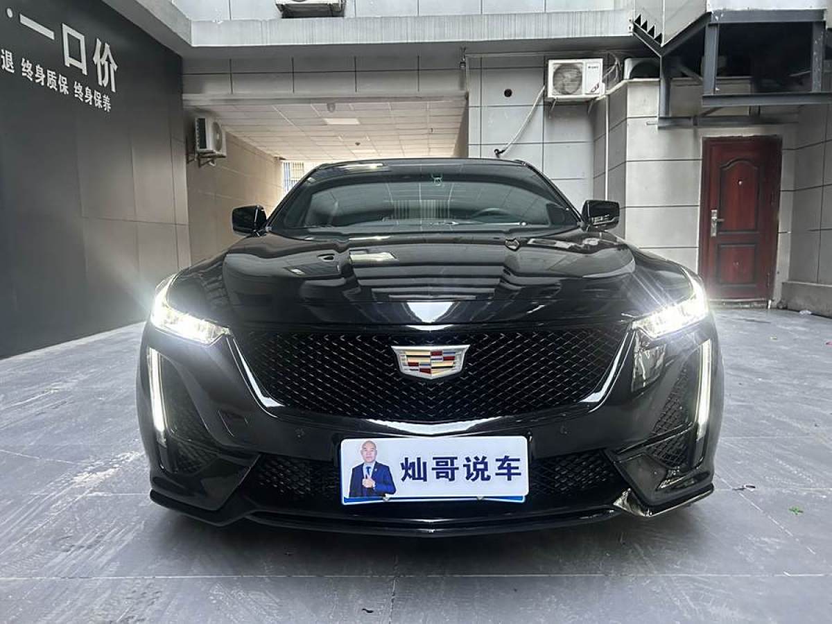 凱迪拉克 CT5  2023款 28T 豪華型（標(biāo)準(zhǔn)版）圖片