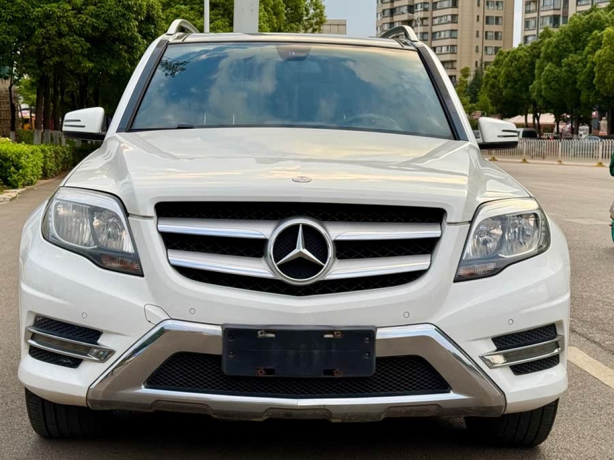 奔馳 奔馳GLK級  2015款 GLK 260 4MATIC 動(dòng)感型 極致版圖片