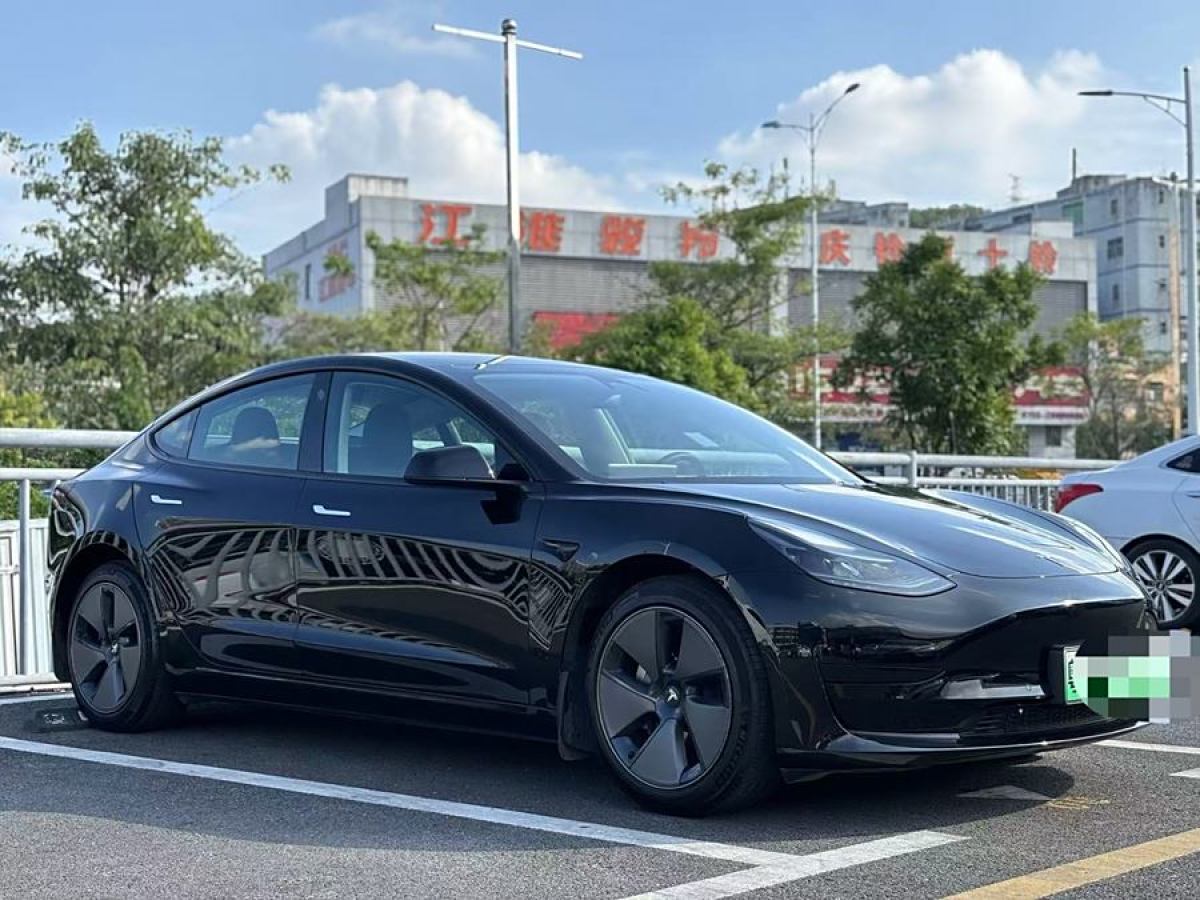 特斯拉 Model Y  2023款 后輪驅(qū)動(dòng)版圖片