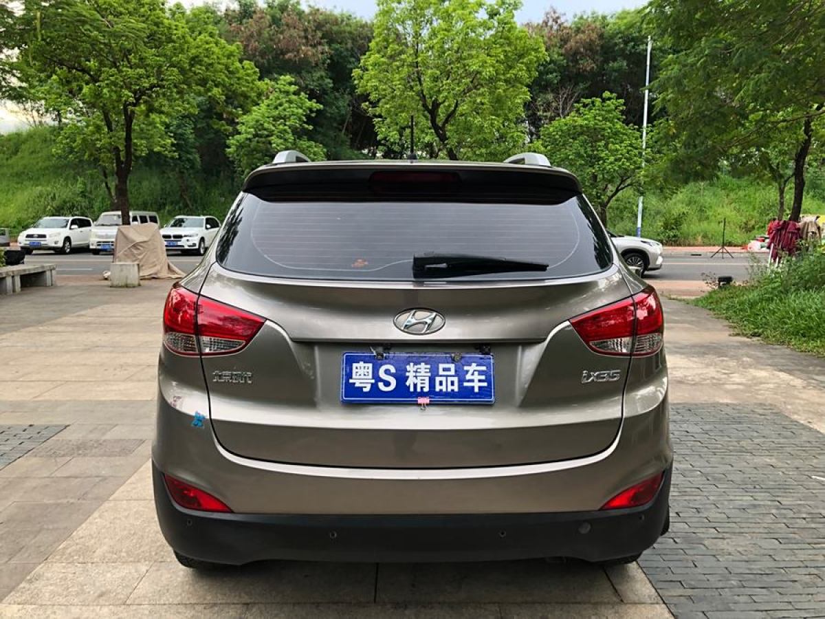 現(xiàn)代 ix35  2012款 2.0L 自動兩驅精英版GLS圖片