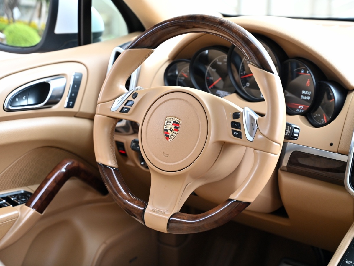 保時(shí)捷 Cayenne  2011款 Cayenne 3.0T圖片