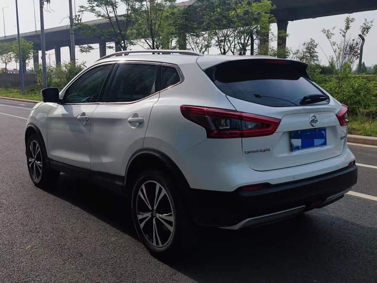 日產(chǎn) 逍客  2021款 2.0L CVT豪華版圖片