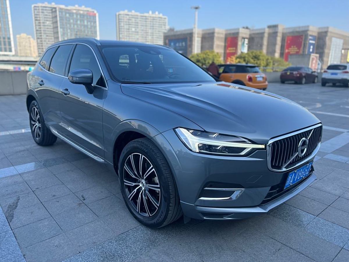 沃爾沃 XC60  2020款 T5 四驅智遠豪華版圖片