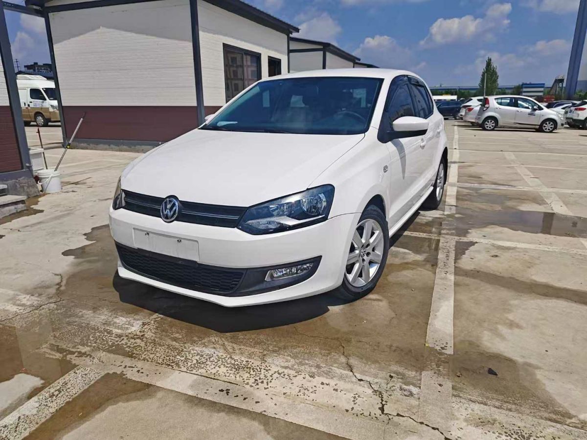 大眾 帕薩特  2014款 1.8TSI DSG尊榮導(dǎo)航版圖片