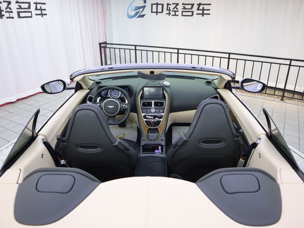 2020年4月阿斯頓·馬丁 阿斯頓?馬丁DB11  2019款 4.0T V8 Volante