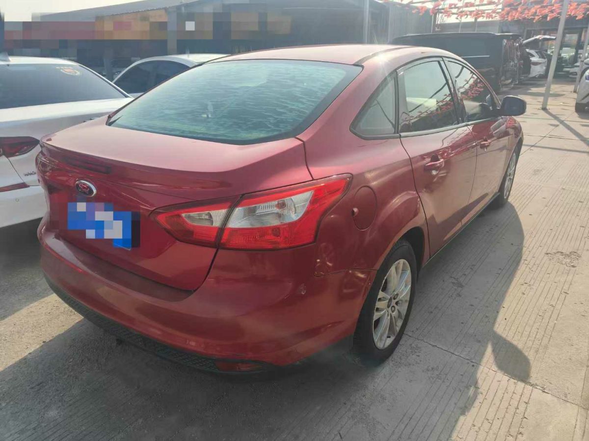 福特 ?？怂? 2015款 2.0T ST 標(biāo)準(zhǔn)版圖片