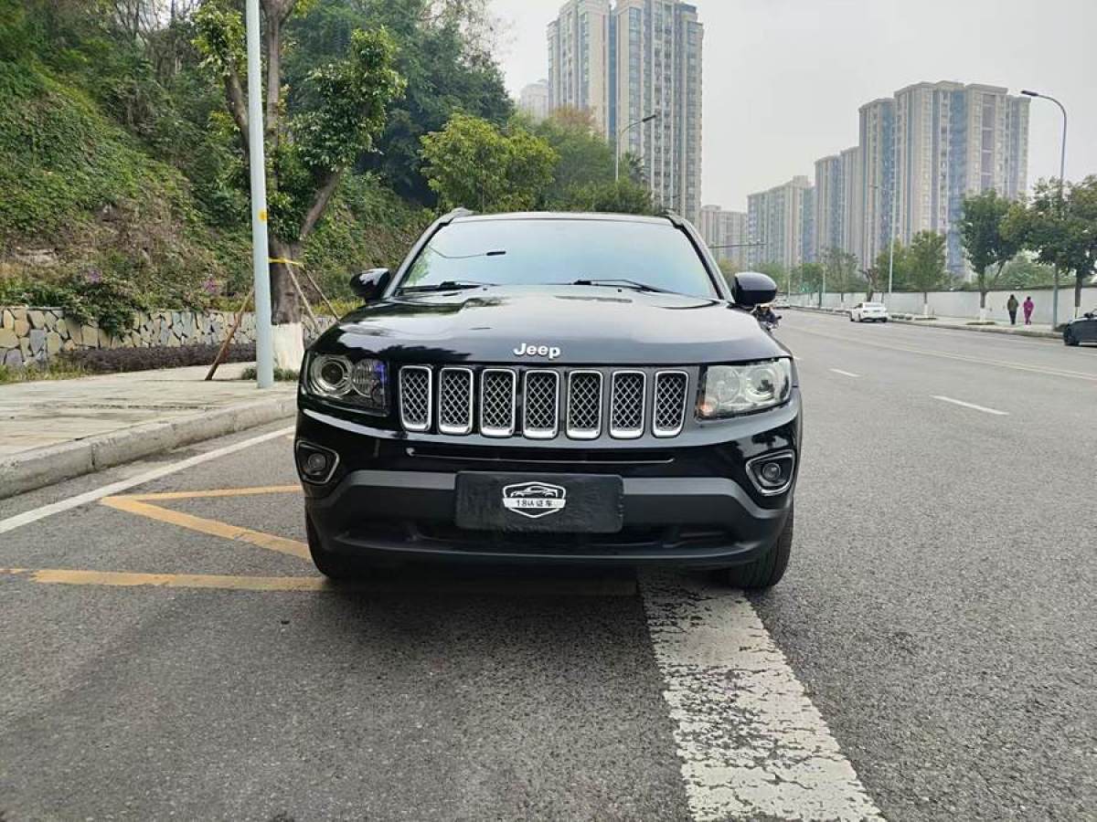 Jeep 指南者  2014款 2.0L 兩驅(qū)豪華版圖片