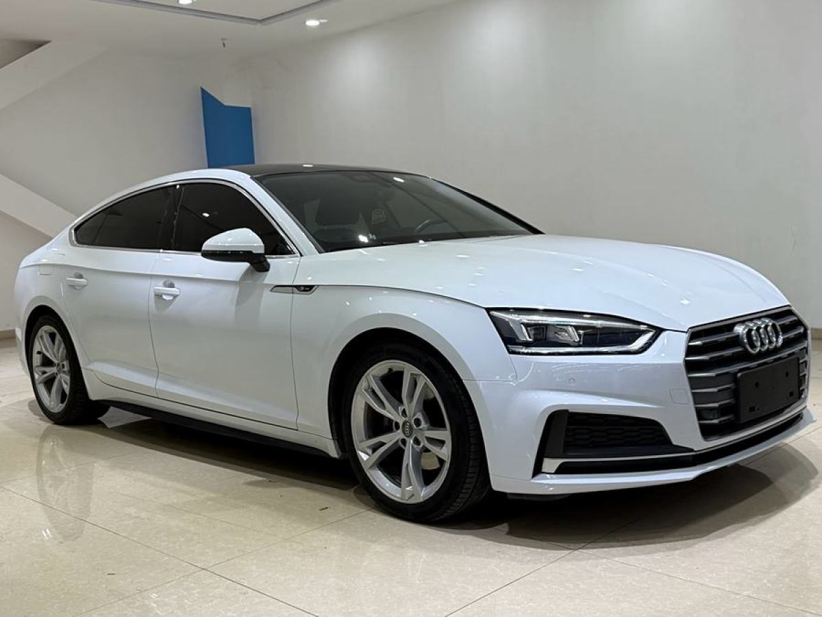 奧迪 奧迪A5  2019款 Sportback 40 TFSI 時(shí)尚型圖片