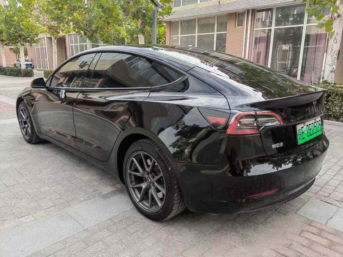 特斯拉 Model S  2021款 Plaid Plus 版圖片