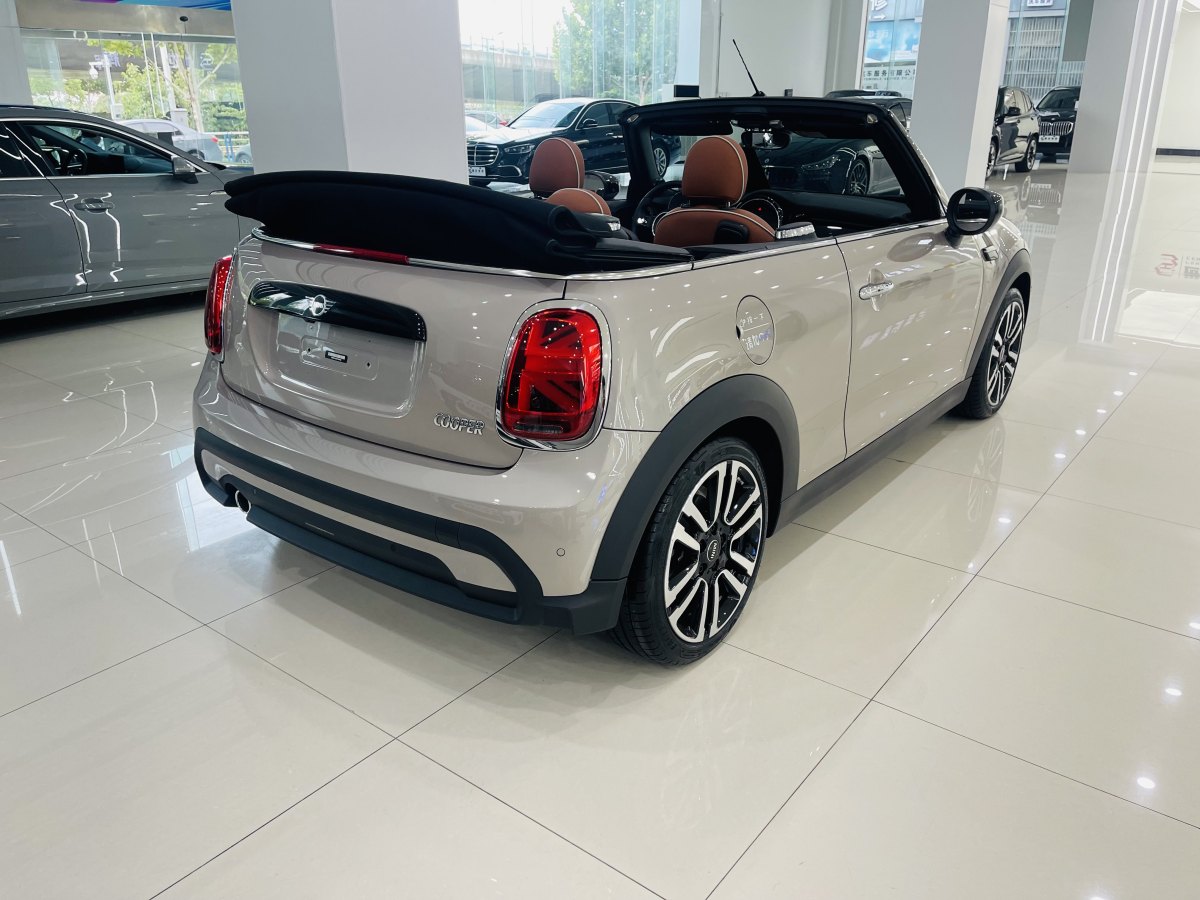 MINI MINI  2023款 1.5T COOPER CABRIO 藝術(shù)家圖片