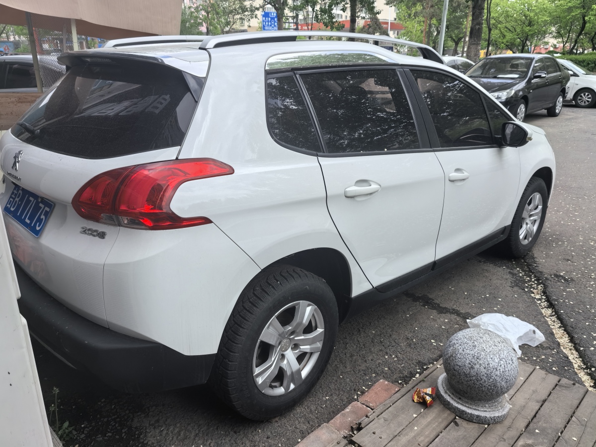 標(biāo)致 2008  2014款 1.6L 自動(dòng)潮流版圖片