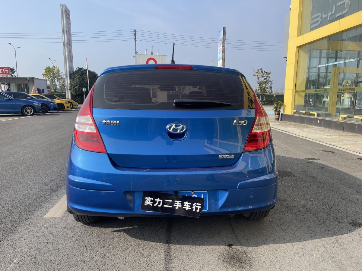 現(xiàn)代 i30  2009款 1.6L 自動舒享型圖片