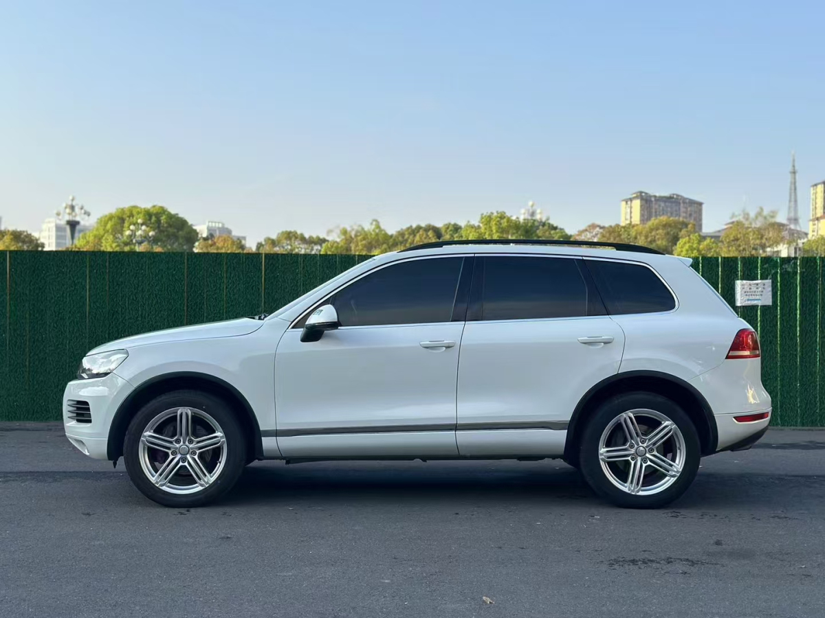 大众 途锐  2011款 3.0TDI 柴油舒适型图片