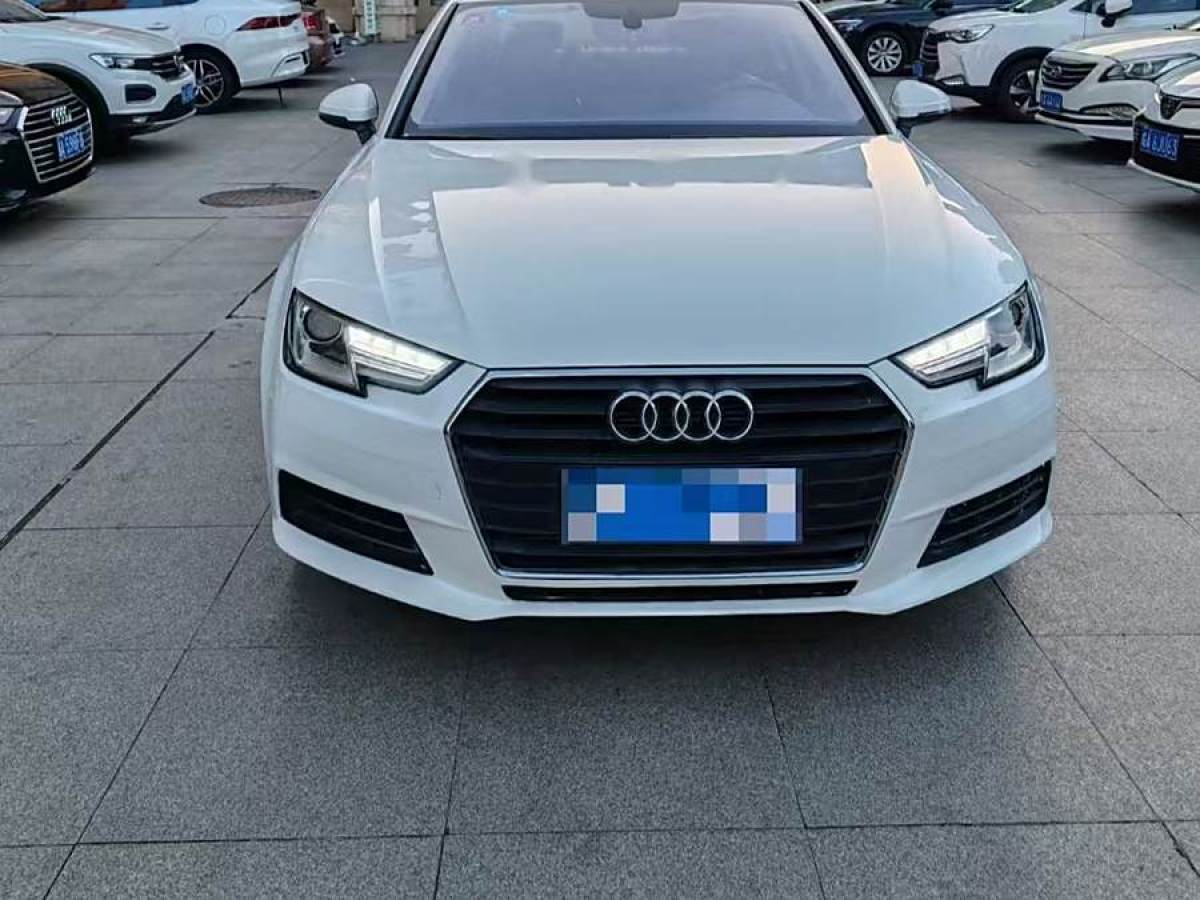 奧迪 奧迪A4L  2017款 40 TFSI 進(jìn)取型圖片