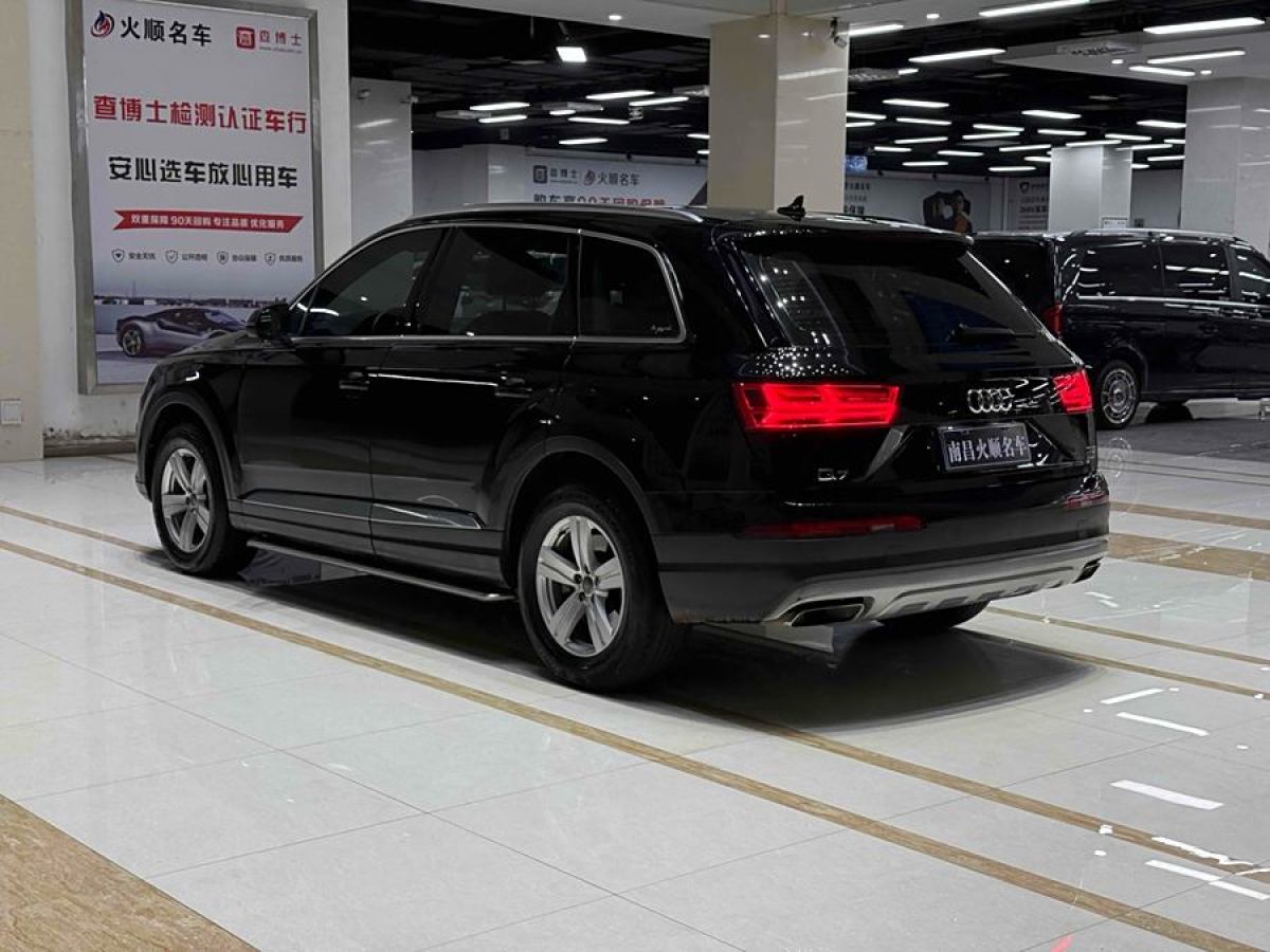 奧迪 奧迪Q7  2019款 55 TFSI 技術(shù)型圖片