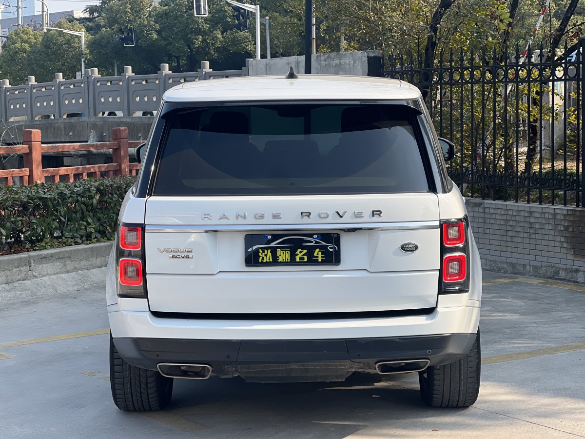 路虎 攬勝  2019款 3.0 V6 SC 傳世加長(zhǎng)版圖片