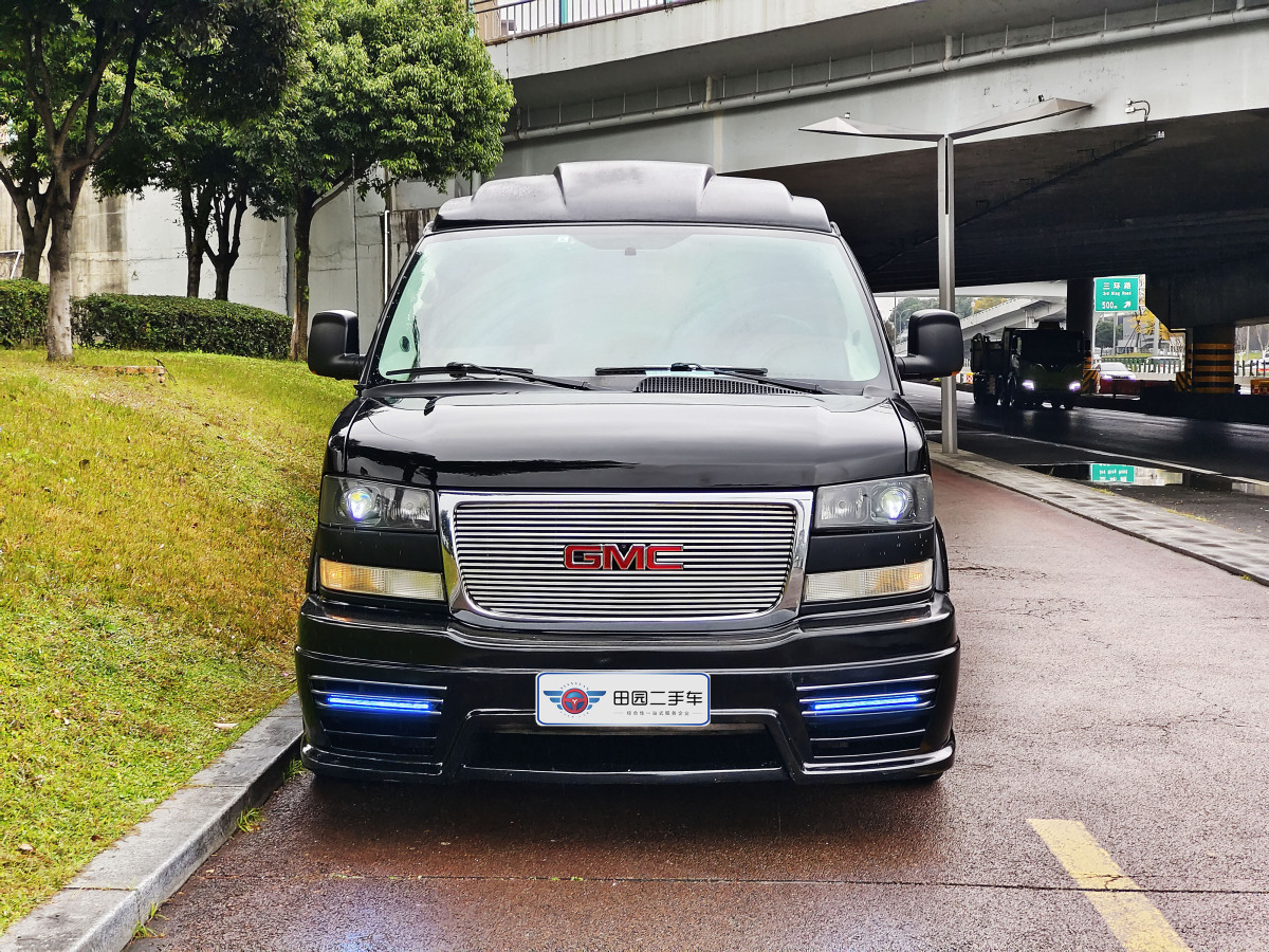 GMC SAVANA  2014款 5.3L 四驅(qū)領(lǐng)袖版圖片