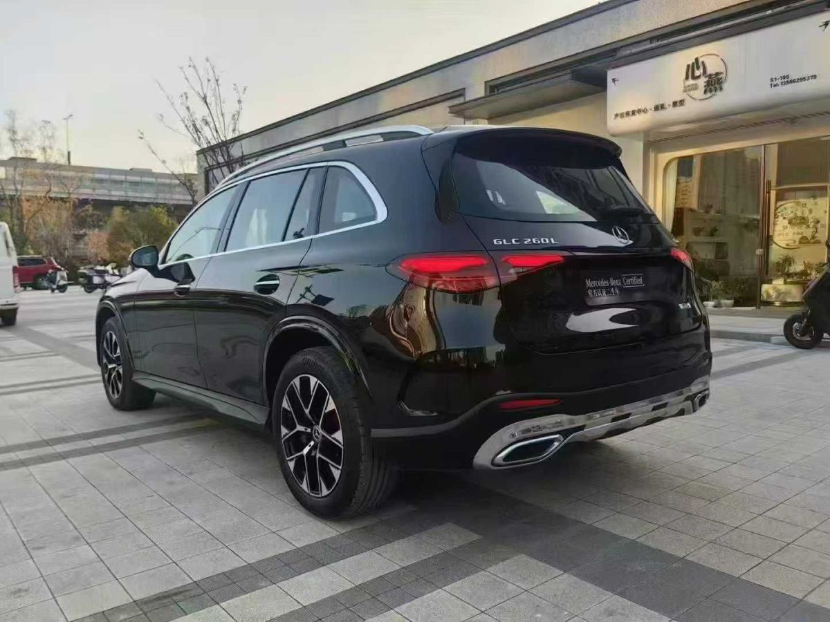 奔馳 奔馳GLC  2023款 GLC 300 4MATIC 轎跑SUV 豪華版圖片