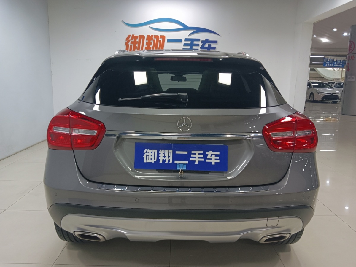 奔馳 奔馳GLA  2015款 GLA 220 4MATIC 時尚型圖片