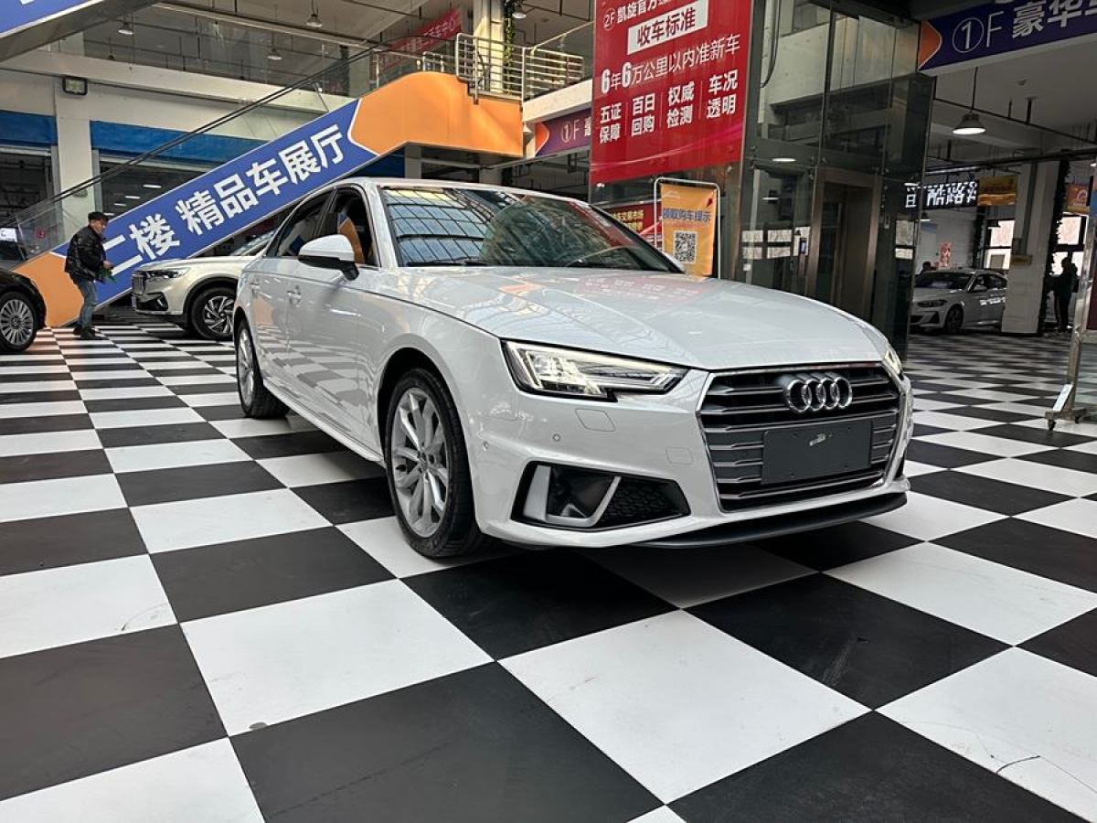 奧迪 奧迪A4L  2019款 40 TFSI 時(shí)尚型 國(guó)V圖片