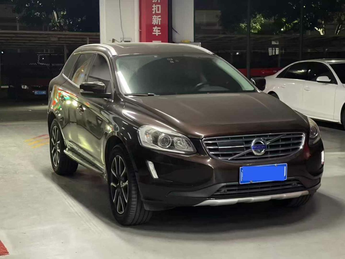 沃爾沃 XC60  2017款 2.0T T5 AWD 個(gè)性運(yùn)動版圖片