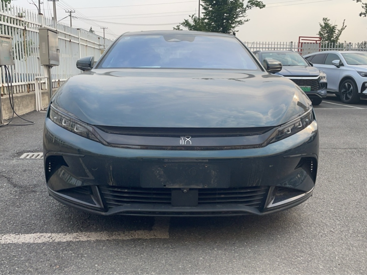 比亞迪 漢  2022款 EV 610KM四驅(qū)千山翠限量版圖片