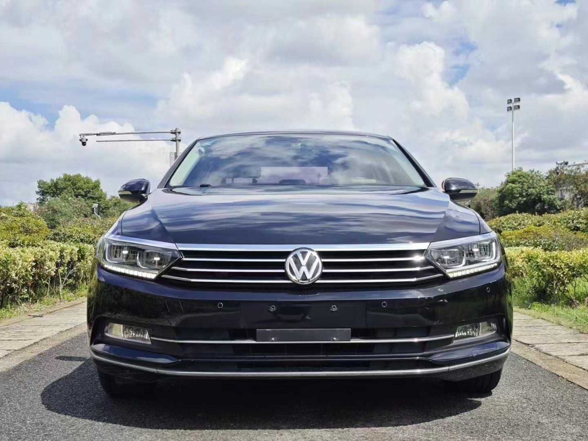 大眾 邁騰  2019款 280TSI DSG 領(lǐng)先型圖片