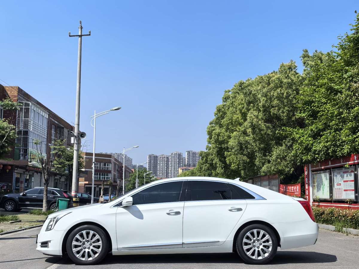 凯迪拉克 XTS  2016款 28T 精英型图片