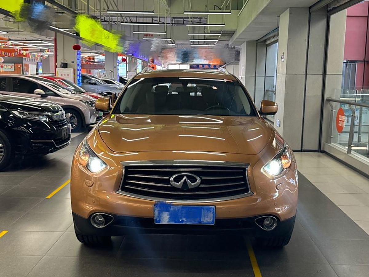 英菲尼迪 QX70  2013款 3.7L 超越版圖片