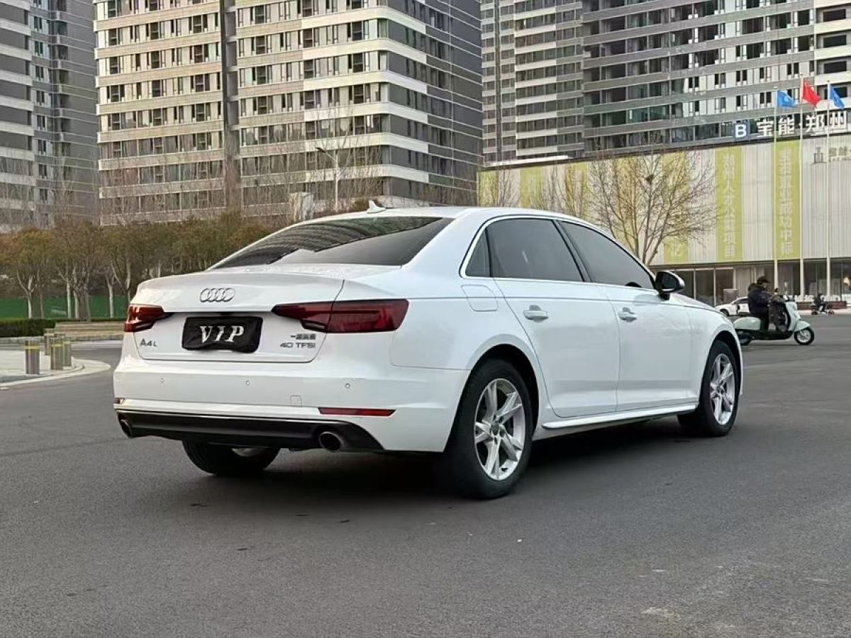 奧迪 奧迪A4L  2018款 30周年年型 40 TFSI 進(jìn)取型圖片