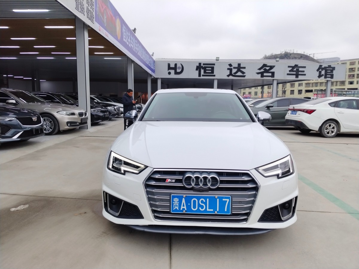 奧迪 奧迪A4L  2018款 30周年年型 40 TFSI 運(yùn)動型圖片