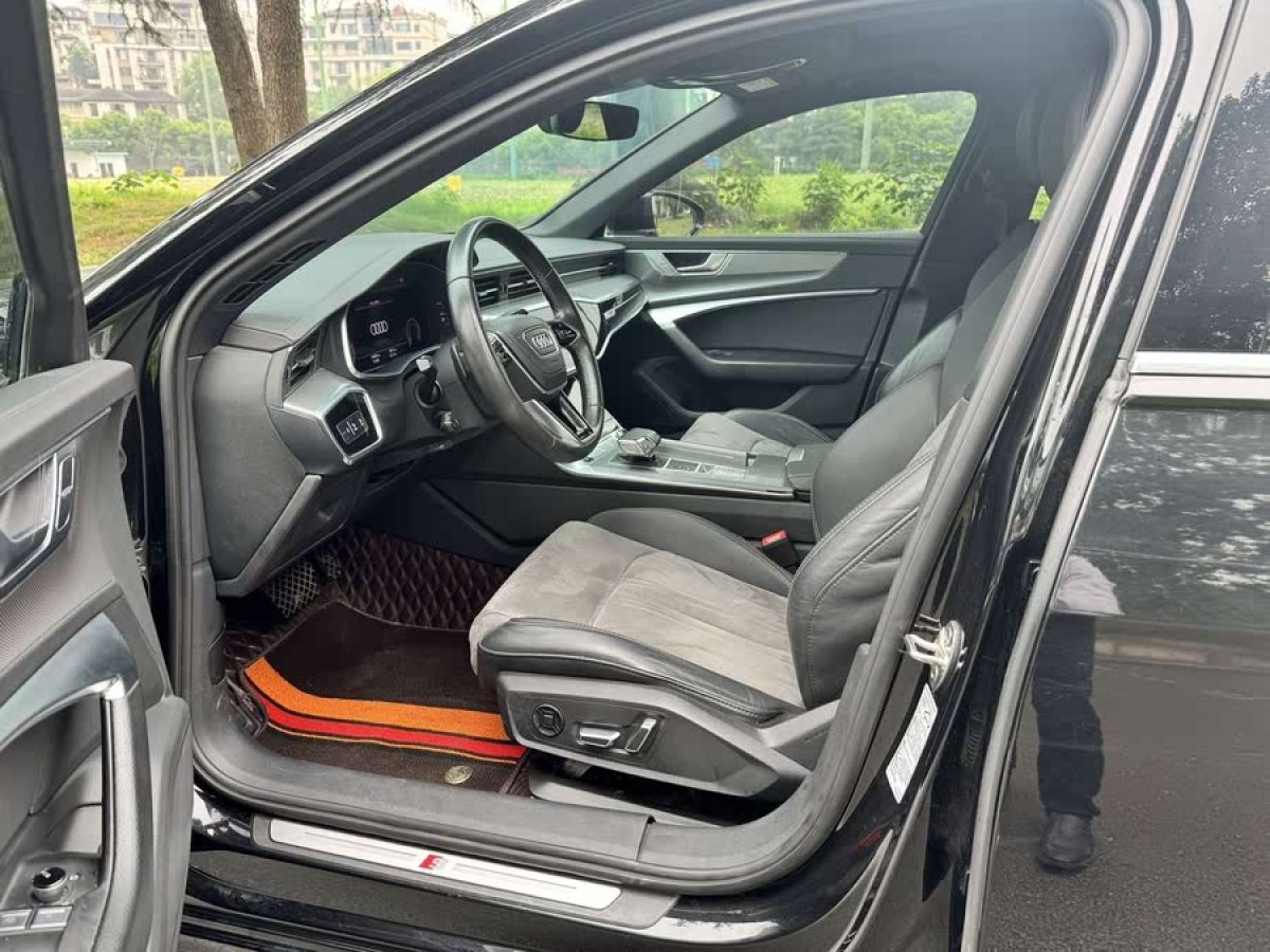 奧迪 奧迪A6L  2022款 40 TFSI 豪華動感型圖片