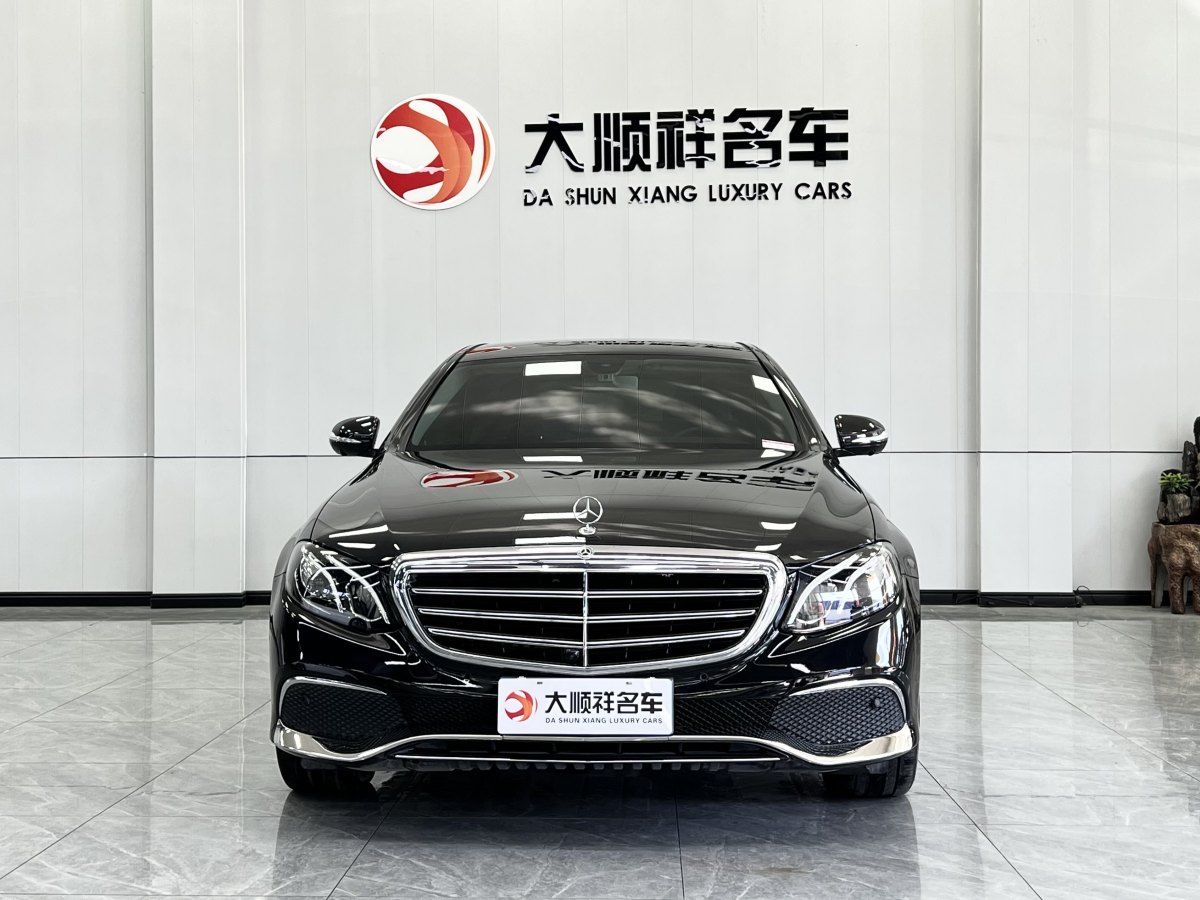 奔馳 奔馳E級  2019款 改款 E 300 L 時尚型圖片