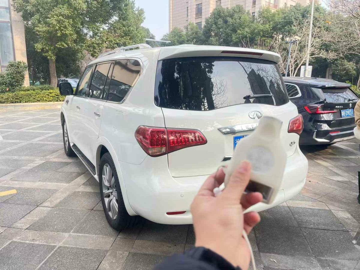 英菲尼迪 QX  2011款 QX56圖片