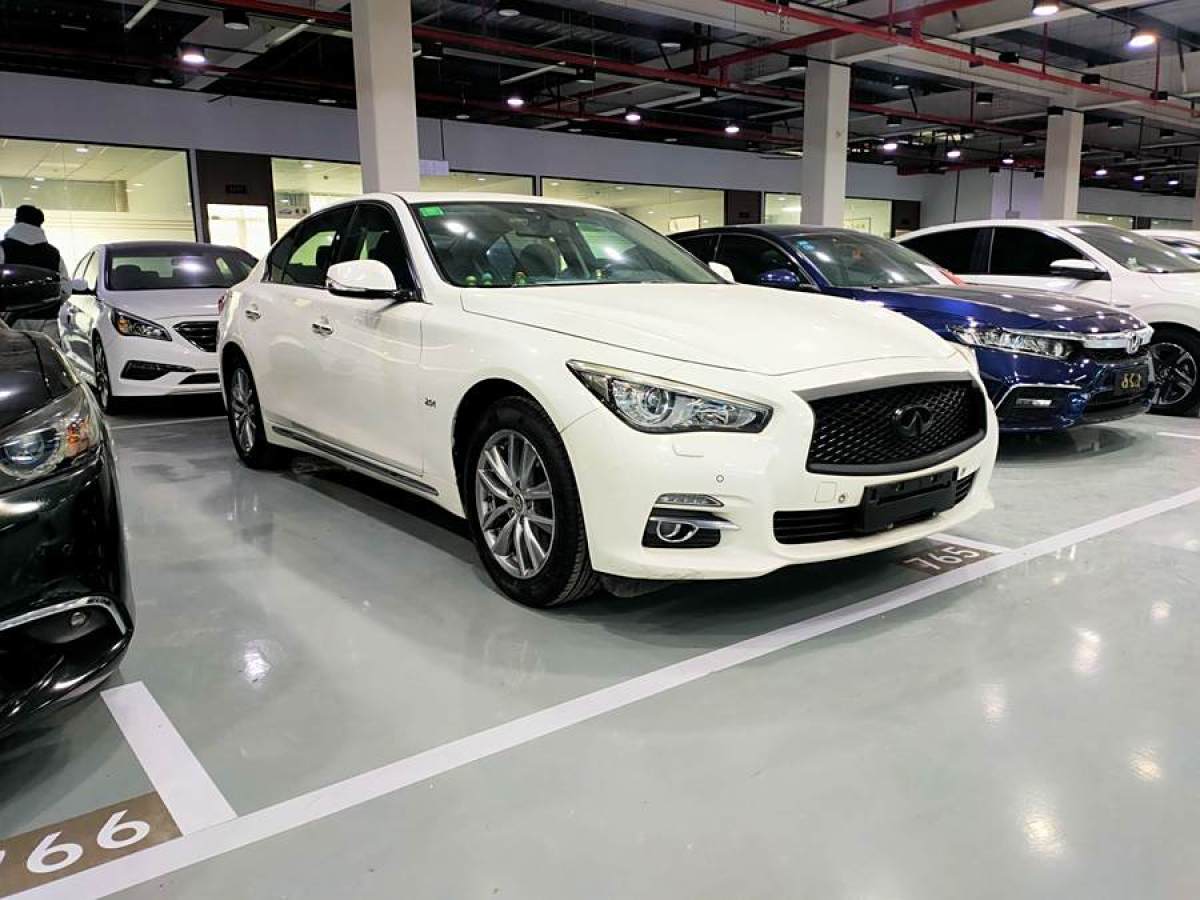 英菲尼迪 Q50L  2015款 2.0T 悅享版圖片