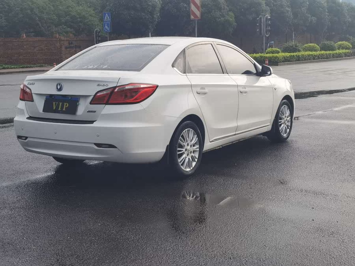 長(zhǎng)安 逸動(dòng)  2012款 1.6L 手動(dòng)尊貴型 國(guó)IV圖片