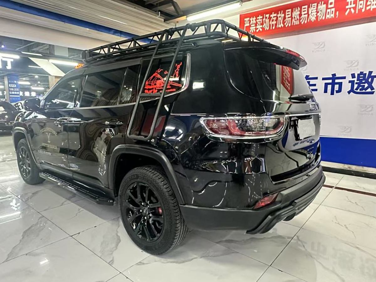 Jeep 指揮官  2018款 2.0T 兩驅(qū)進(jìn)享版 國(guó)VI圖片