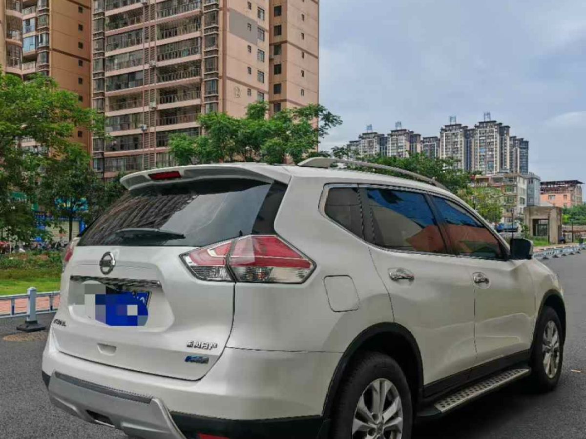 日產(chǎn) 奇駿  2017款 2.0L CVT七座舒適版 2WD圖片
