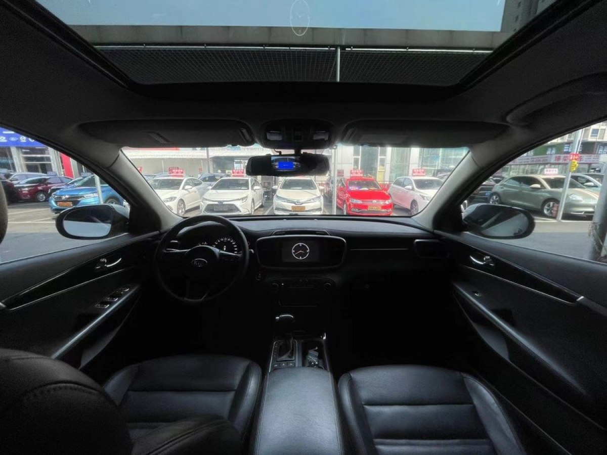 起亚 索兰托  2015款 索兰托L 2.4L 汽油4WD精英版 7座 国IV图片